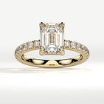 Valencia emerald-cut diamond ring – Yellow gold