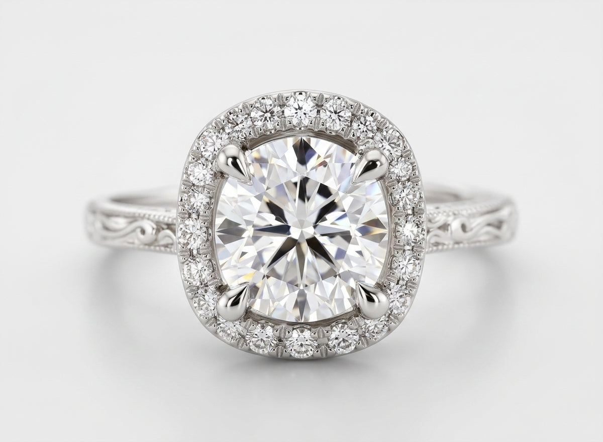 Halo diamond setting