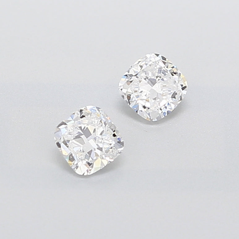 0.480 ct CUSHION E VS1