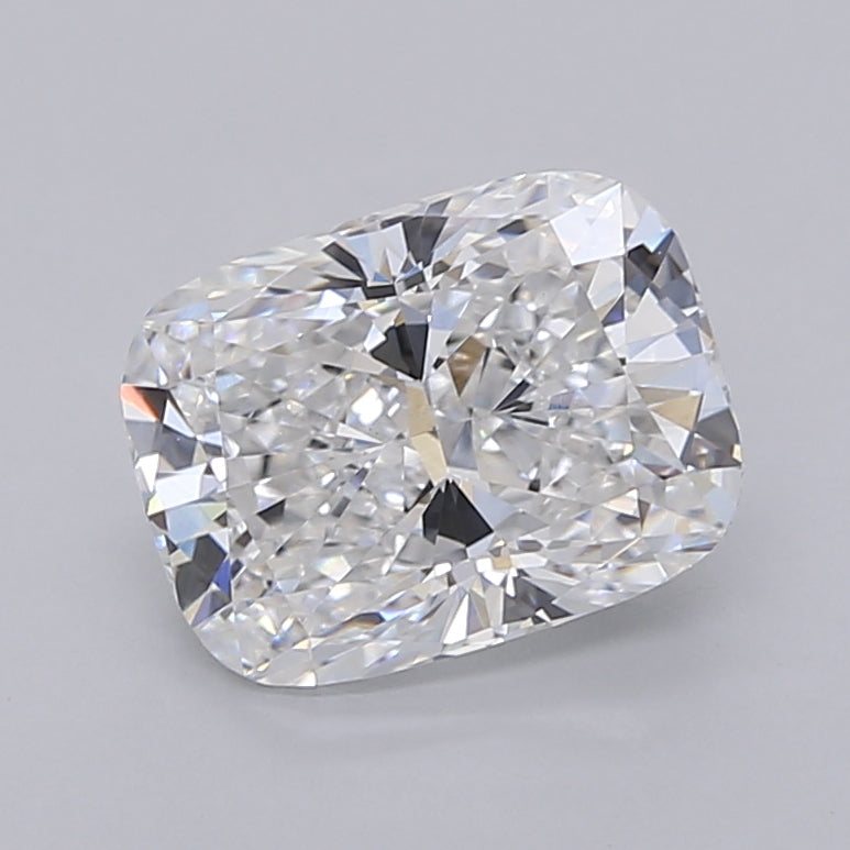 2.550 ct CUSHION E VVS2