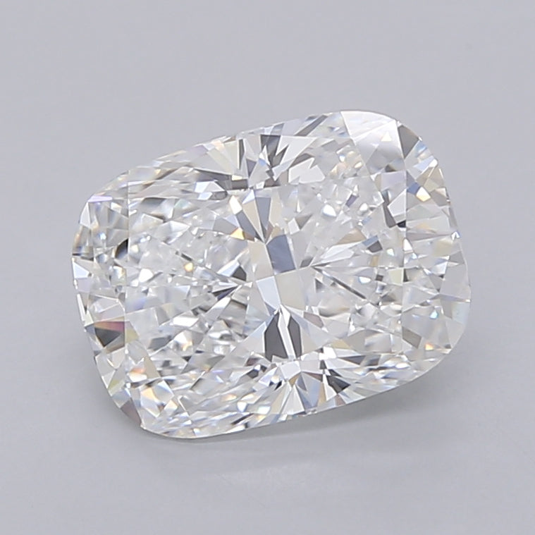 2.560 ct CUSHION D VVS2
